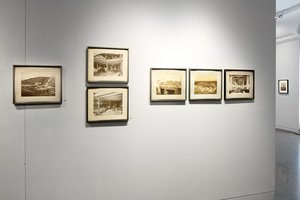 Einblick in die Ausstellung Nur die größten Baustellen